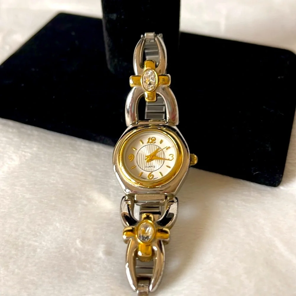 Avon Vintage Women's Quartz Watch Silver w/Gold Accents, Crystals, Stretch Band